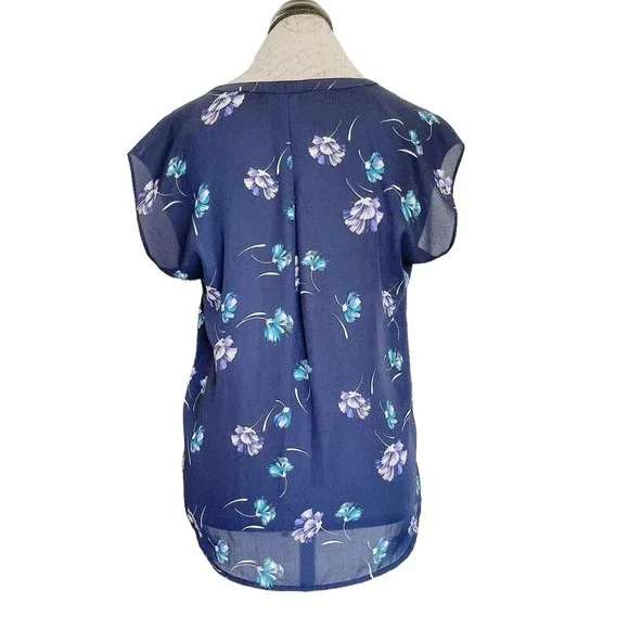 Banana Republic Womens Blouse Size XS Floral Artsy V Neckline Blue Office Wear - Picture 7 of 11